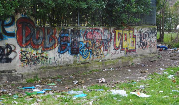 Prezzi bassi, luoghi degradati: essere tossicodipendenti a Bologna