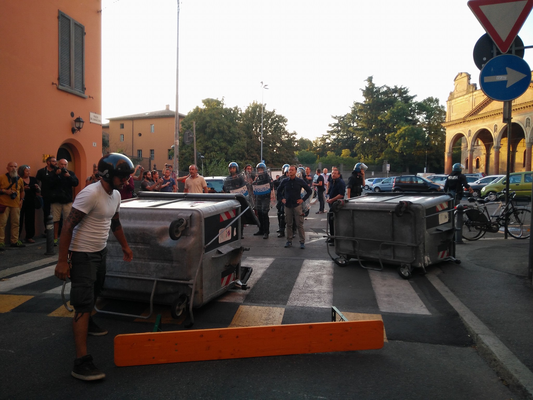 Oggi una pagina nera a Bologna