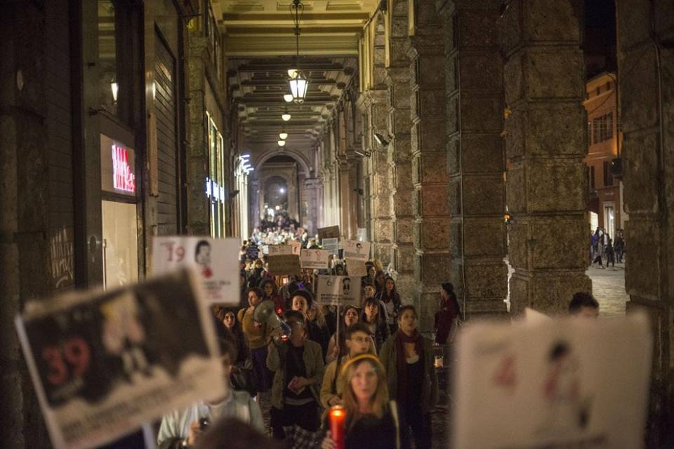 Le strade sicure le fanno le donne che le attraversano