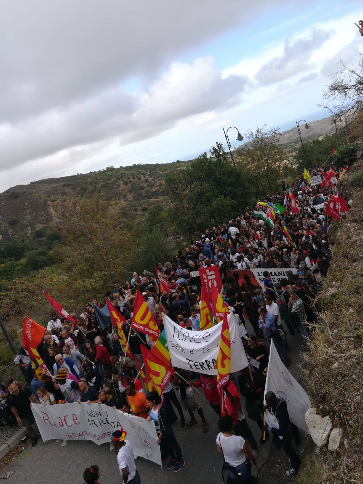 Le foto della manifestazione a Riace per Mimmo Lucano