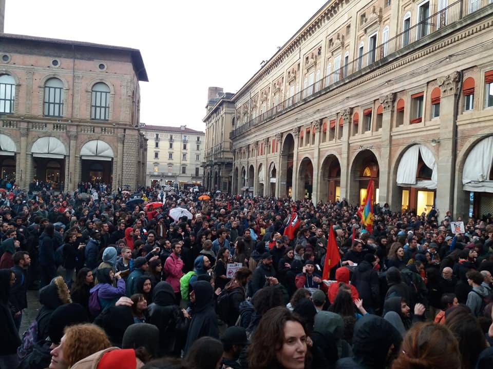 Sbagliata la piazza a Forza Nuova. I partiti neofascisti andrebbero sciolti e non fatti candidare