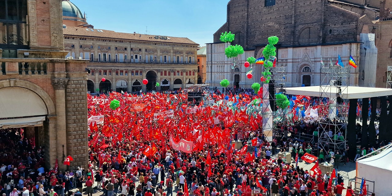 In piazza per lavoro e giustizia sociale!