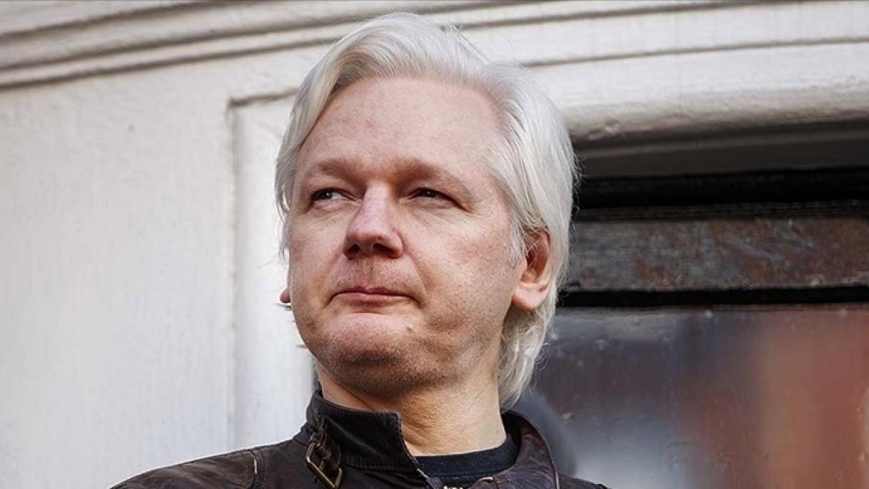 Il Consiglio Comunale di Bologna conferisce la cittadinanza onoraria a Julian Assange!